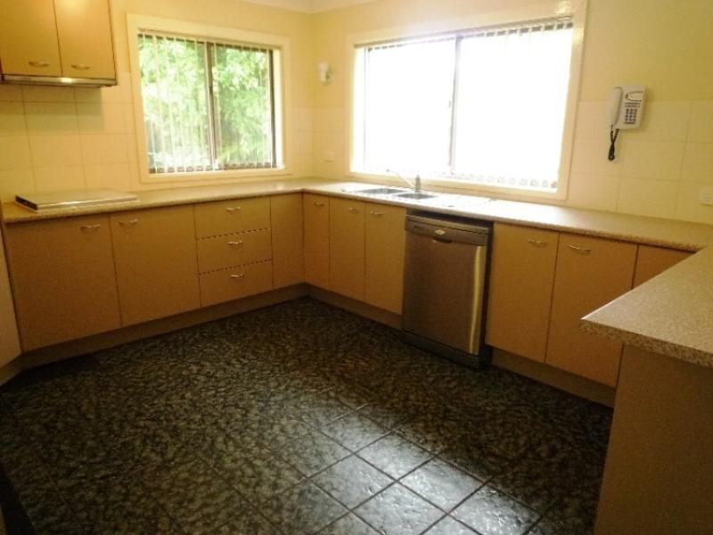 2 Kendella Parade, Kahibah NSW 2290