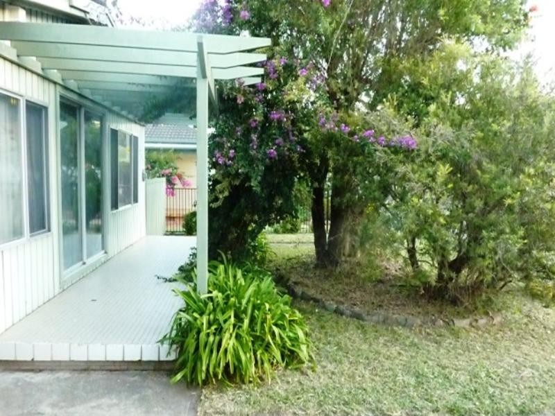 252 Warners Bay Road, Mount Hutton NSW 2290