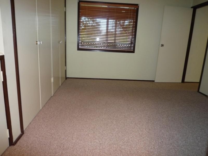 252 Warners Bay Road, Mount Hutton NSW 2290