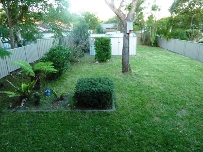 252 Warners Bay Road, Mount Hutton NSW 2290