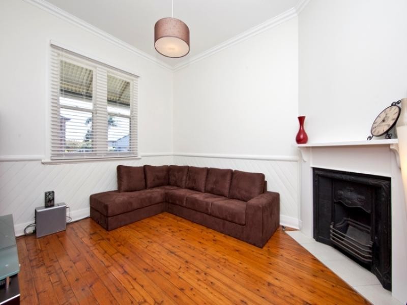 57 Narara Road, Adamstown NSW 2289