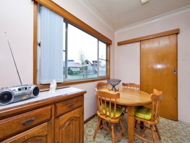 6 Punt Road, Stockton NSW 2295