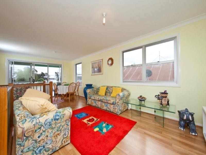 6 Punt Road, Stockton NSW 2295