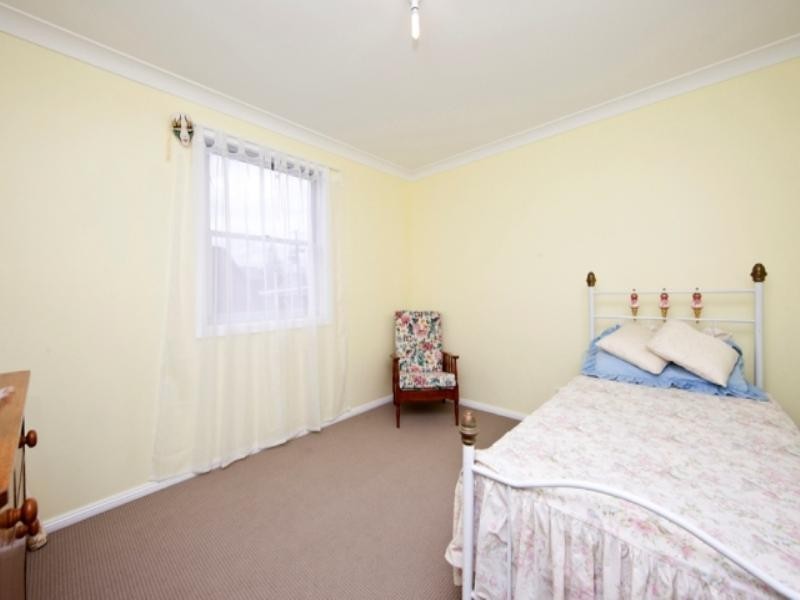 6 Punt Road, Stockton NSW 2295