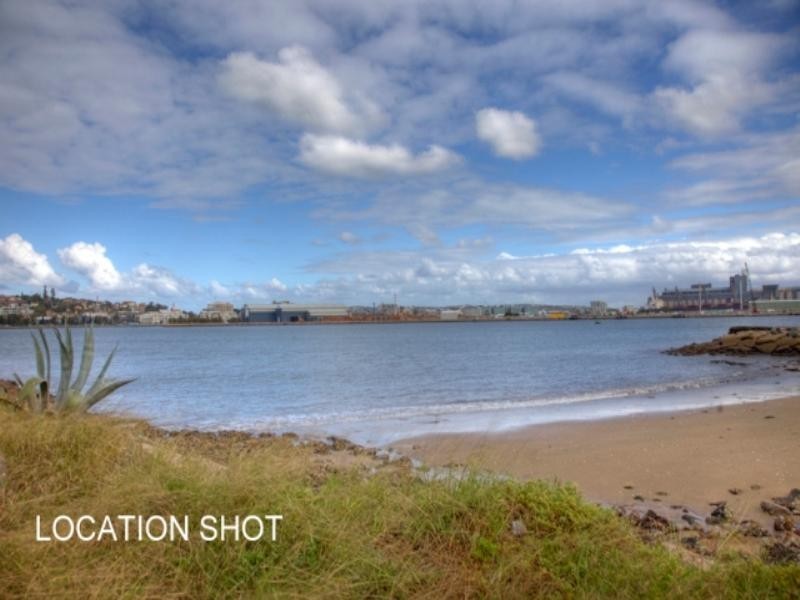 6 Punt Road, Stockton NSW 2295