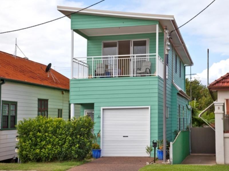 6 Punt Road, Stockton NSW 2295