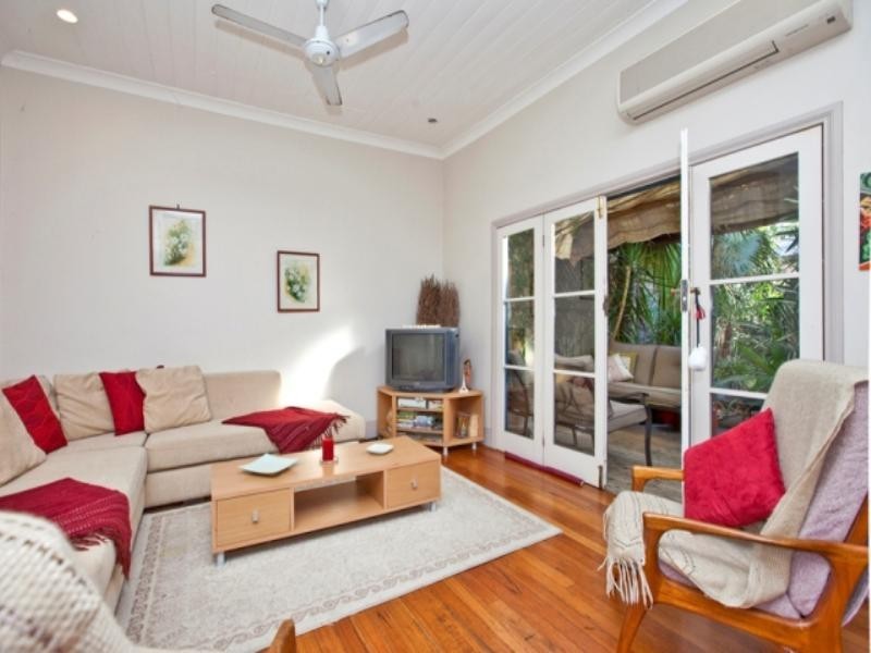 27 Hargrave Street, Carrington NSW 2294