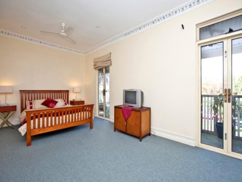 27 Hargrave Street, Carrington NSW 2294