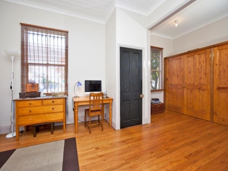 27 Hargrave Street, Carrington NSW 2294