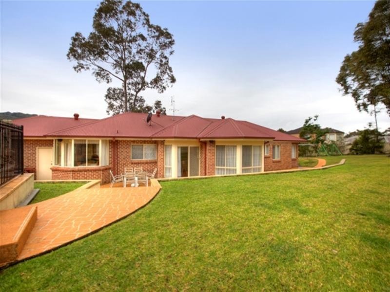 24 Seafarer Close, Belmont NSW 2280