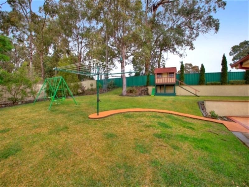 24 Seafarer Close, Belmont NSW 2280