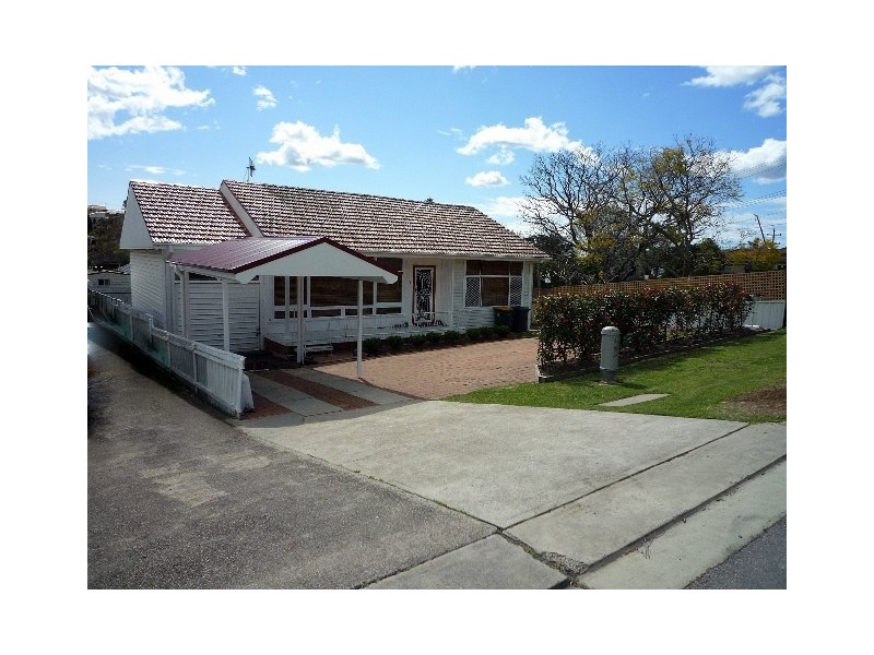 1 Inglis Street, Kotara South NSW 2289
