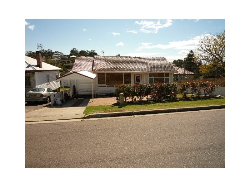 1 Inglis Street, Kotara South NSW 2289