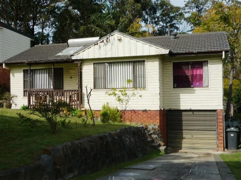 18 Thompson Street, Charlestown NSW 2290