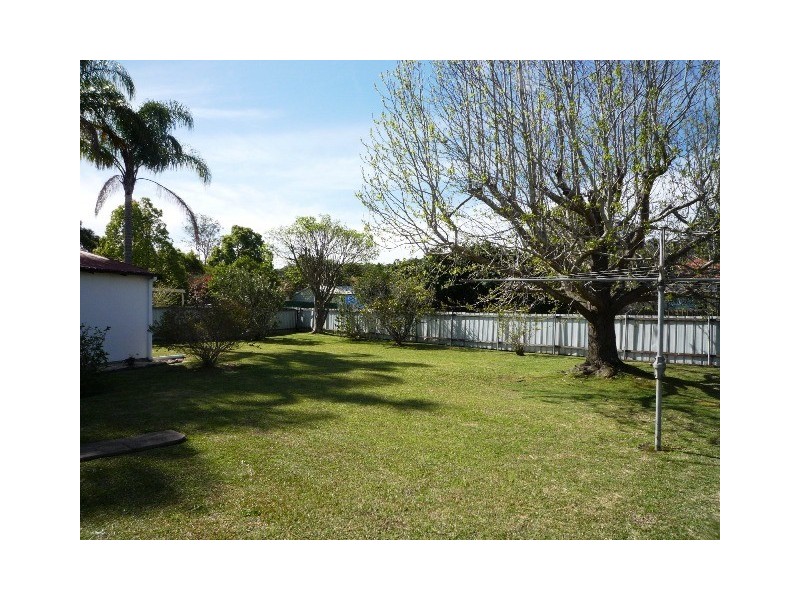 13 Ada Street, Mount Hutton NSW 2290