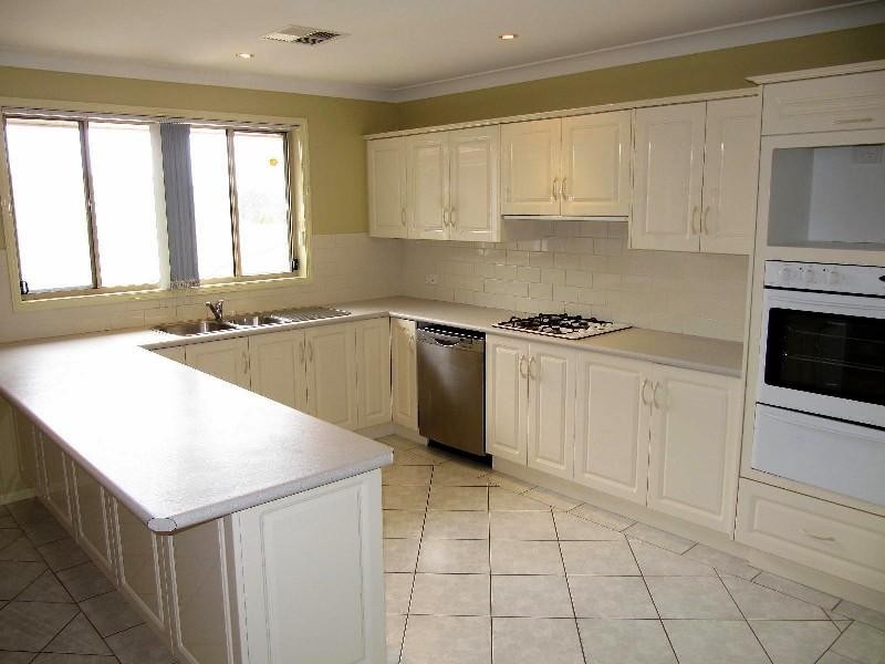 6 Coweambah Close, Wallsend NSW 2287