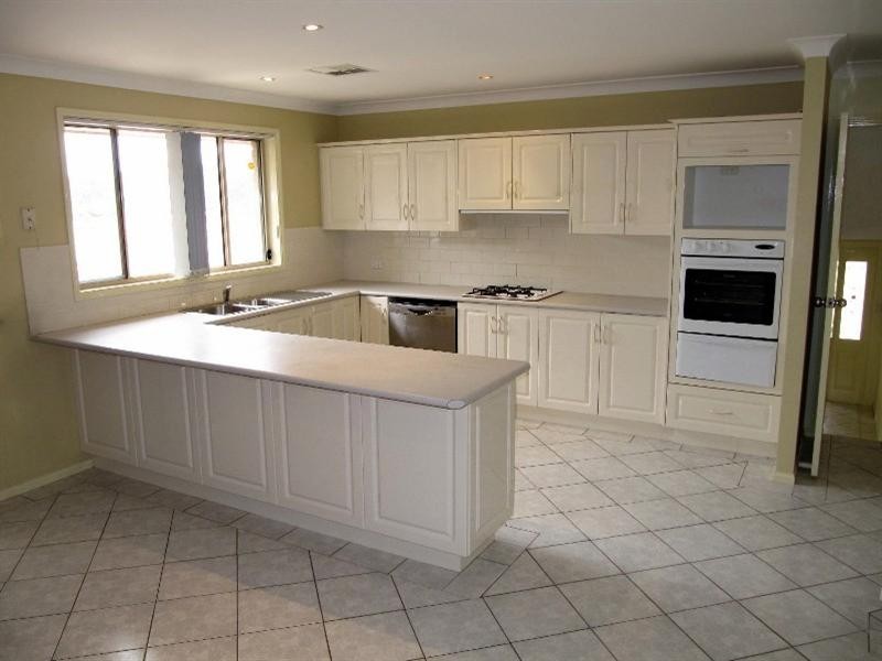 6 Coweambah Close, Wallsend NSW 2287