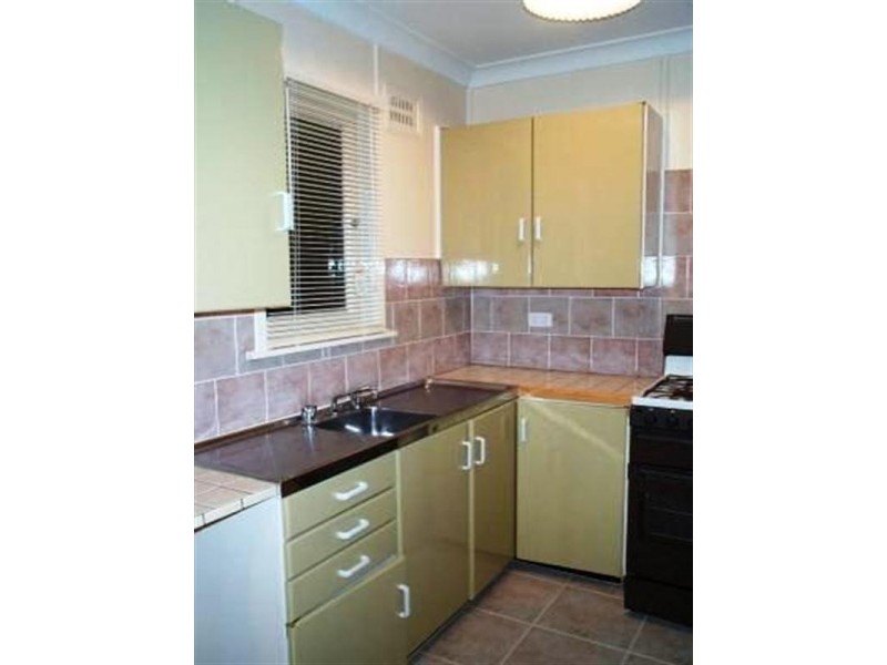 4 Carbeen Street, Gateshead NSW 2290