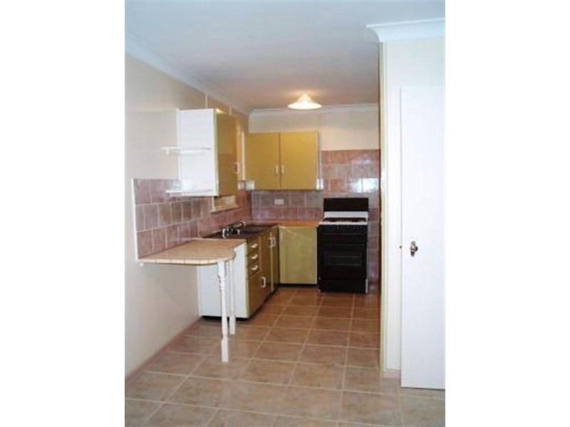 4 Carbeen Street, Gateshead NSW 2290