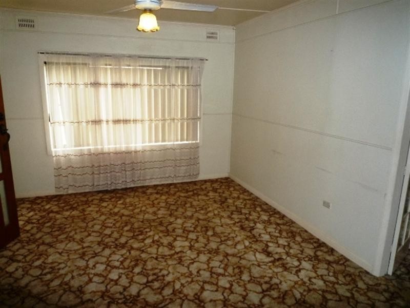 258 Warners Bay Road, Mount Hutton NSW 2290