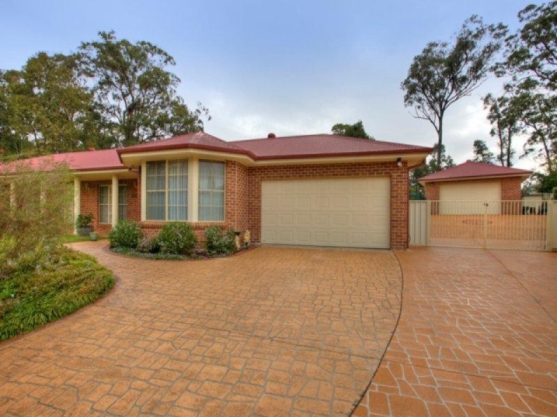 24 Seafarer Close, Belmont NSW 2280