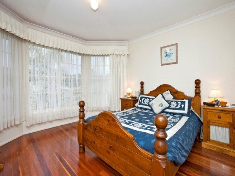 24 Seafarer Close, Belmont NSW 2280
