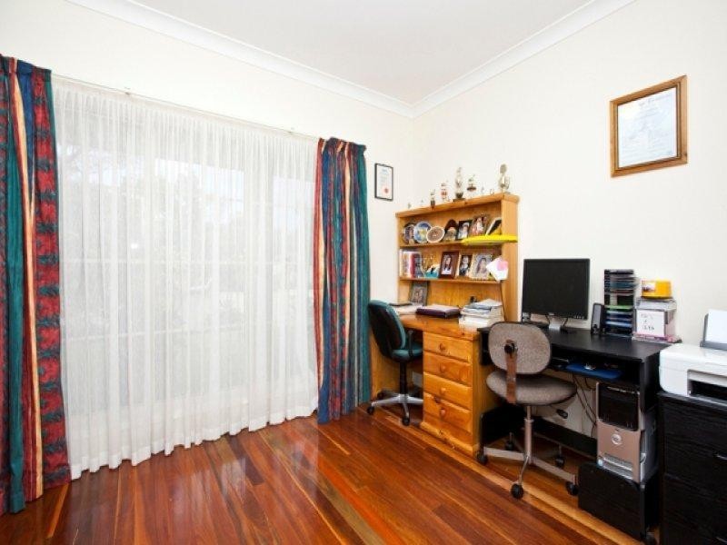 24 Seafarer Close, Belmont NSW 2280