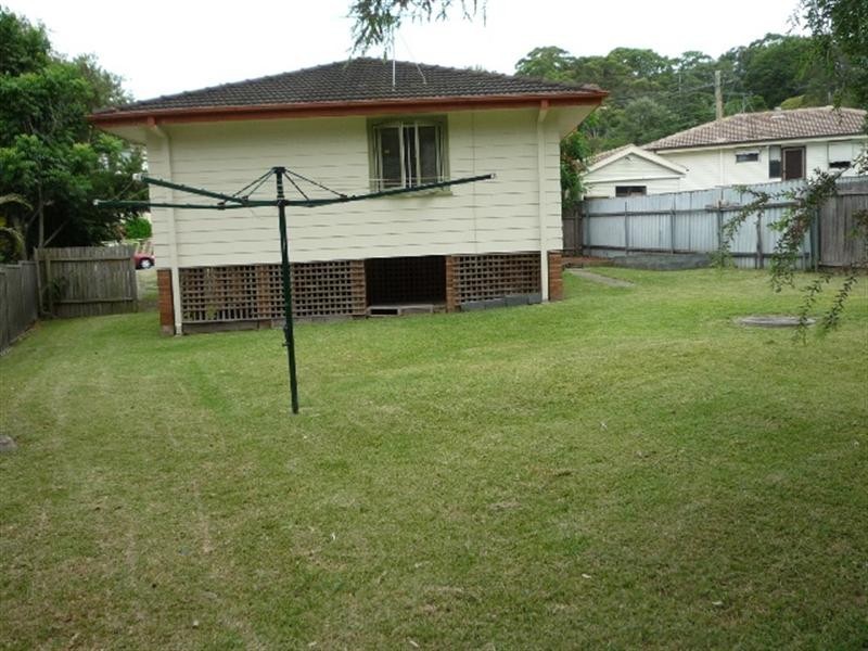 4 Carbeen Street, Gateshead NSW 2290