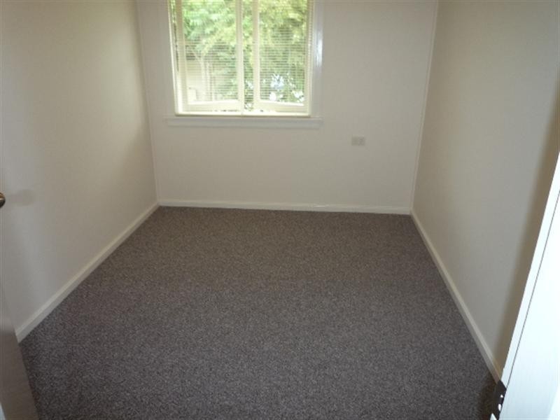 4 Carbeen Street, Gateshead NSW 2290