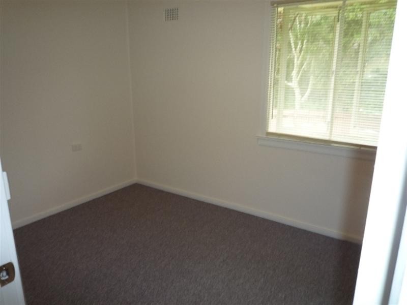 4 Carbeen Street, Gateshead NSW 2290