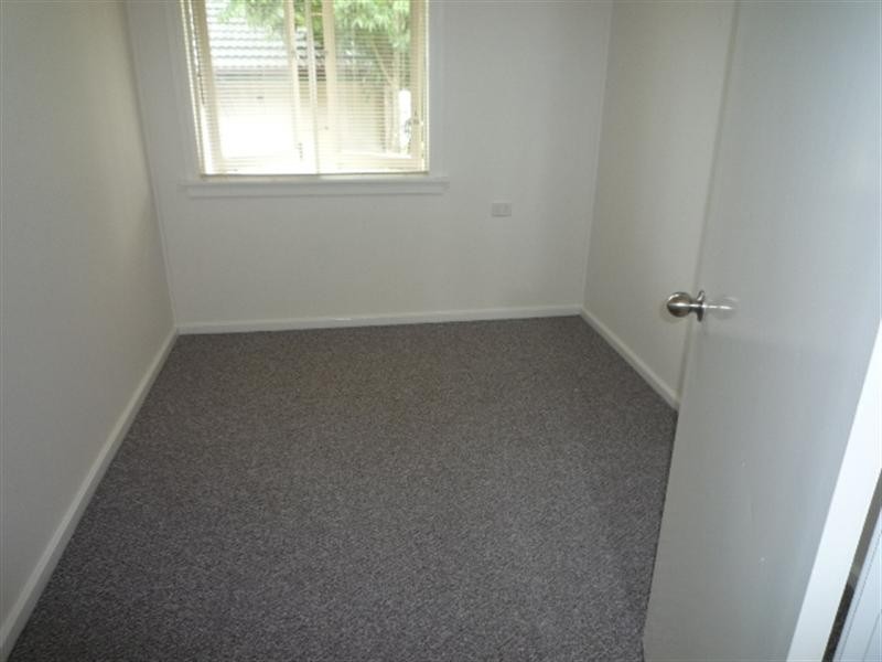 4 Carbeen Street, Gateshead NSW 2290