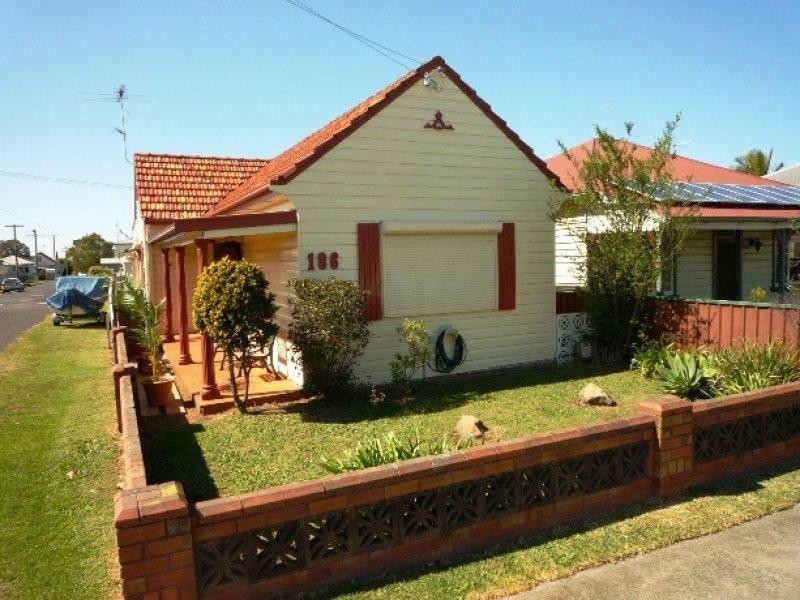 186 Turton Road, Waratah NSW 2298