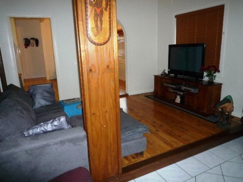 186 Turton Road, Waratah NSW 2298