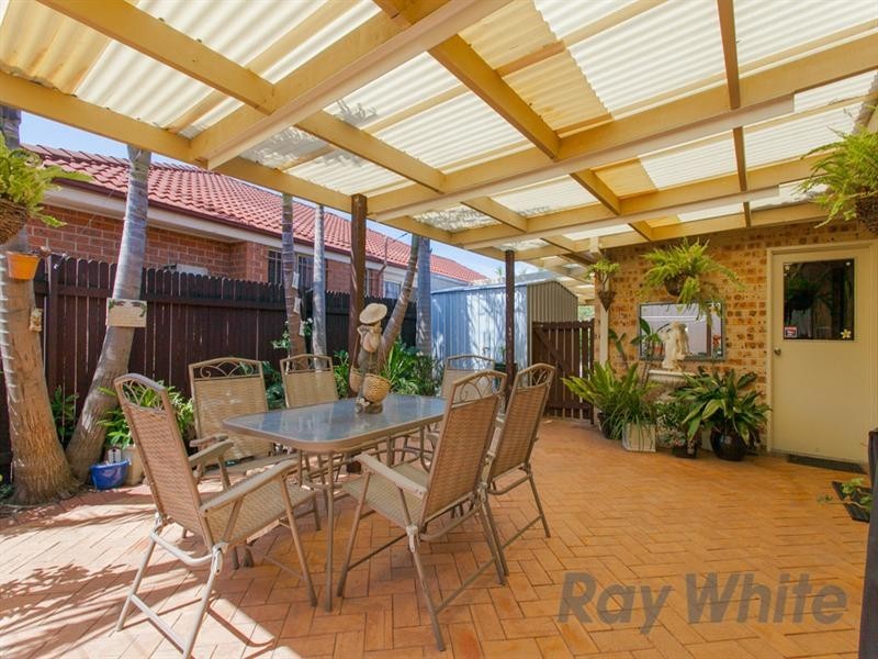 20 Blue Gum Court, Mount Hutton NSW 2290