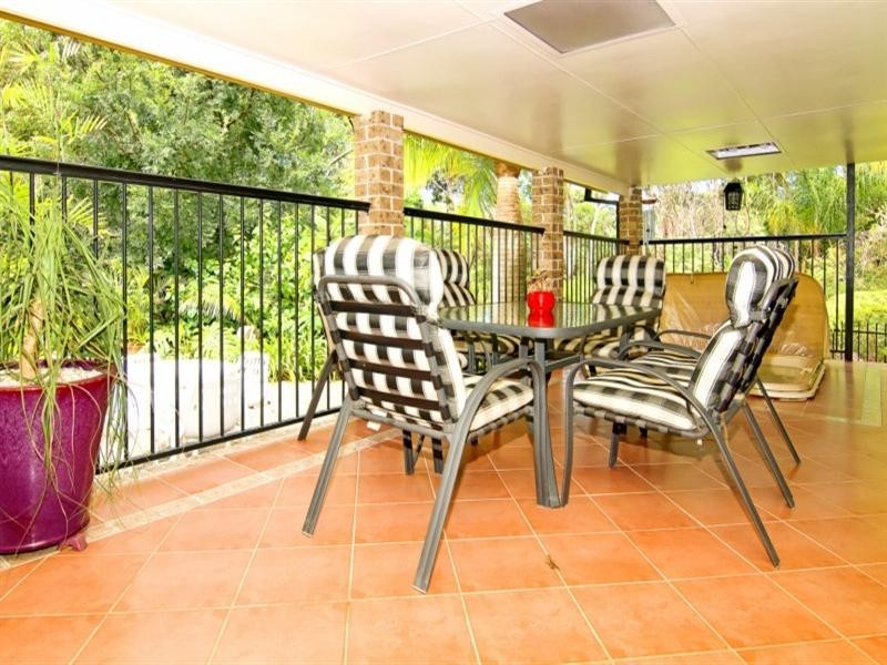 7 Blaxland Road, Macquarie Hills NSW 2285