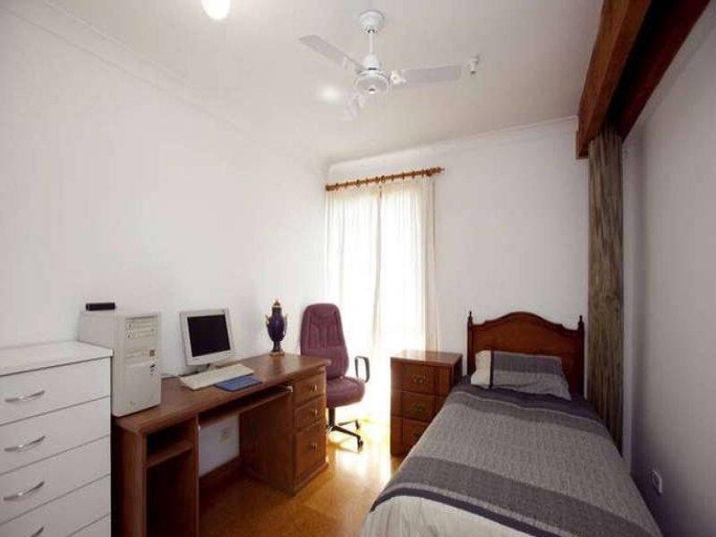 16 Thompson Road, Speers Point NSW 2284