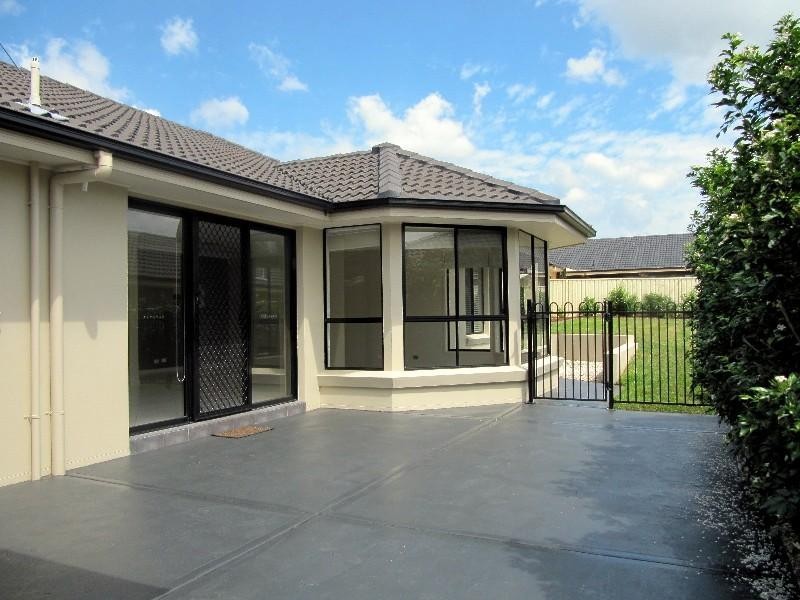 24 Whistler Parade, Maryland NSW 2287