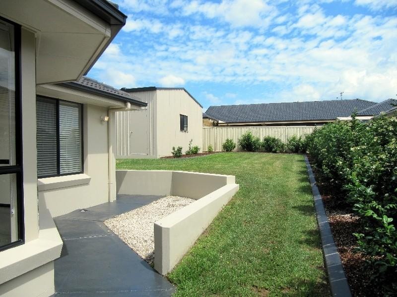 24 Whistler Parade, Maryland NSW 2287