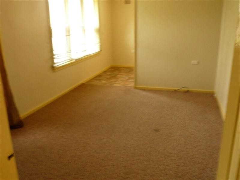 11 Cassia Crescent, Gateshead NSW 2290