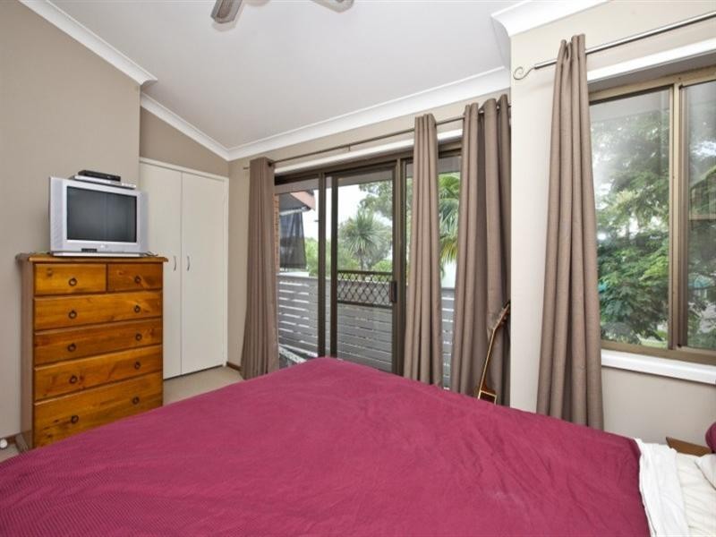 8/74 Railway Street, Merewether NSW 2291