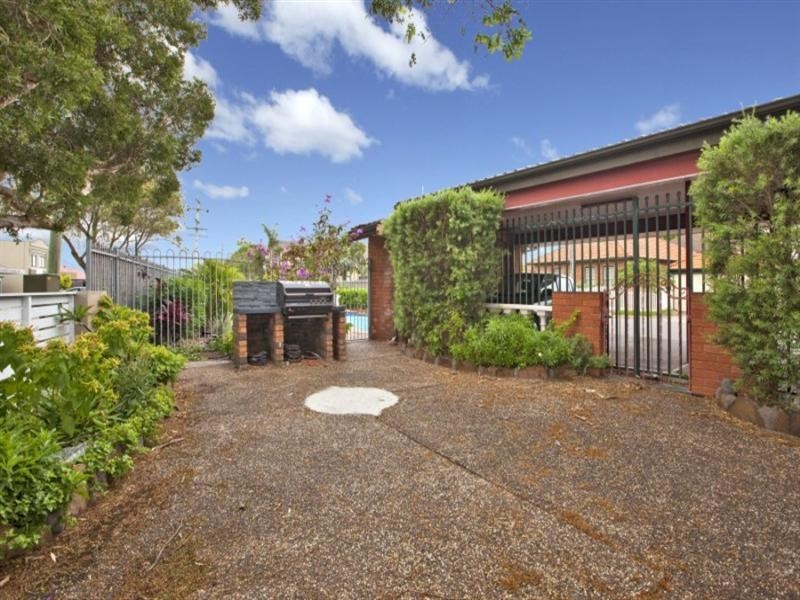 8/74 Railway Street, Merewether NSW 2291