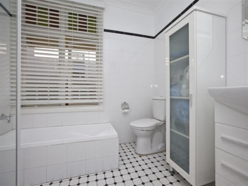 13 Murray Square, Mayfield NSW 2304