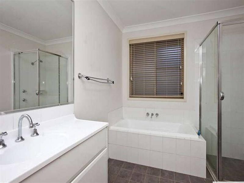 9 Joyce Street, Floraville NSW 2280