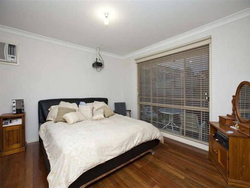 9 Joyce Street, Floraville NSW 2280