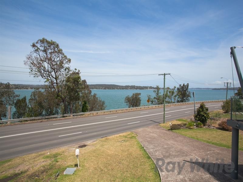 2/348 The Esplanade, Speers Point NSW 2284