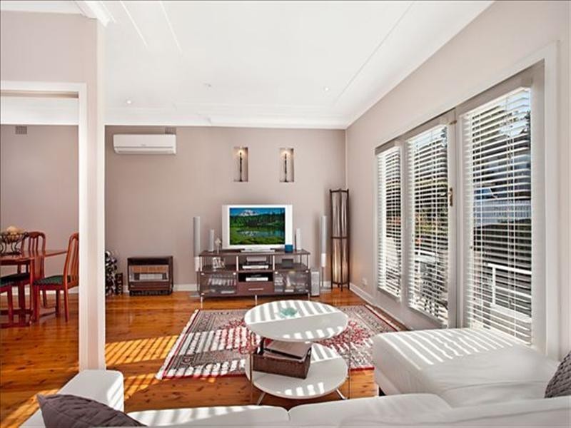 12 Claremont Avenue, Adamstown Heights NSW 2289