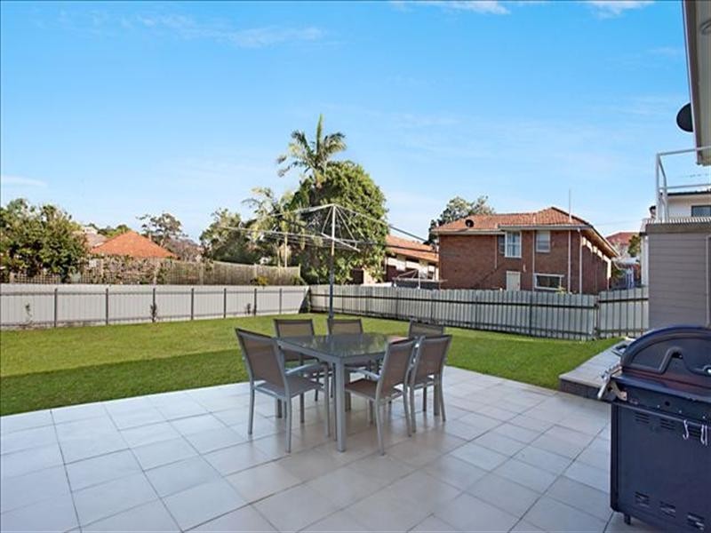 12 Claremont Avenue, Adamstown Heights NSW 2289