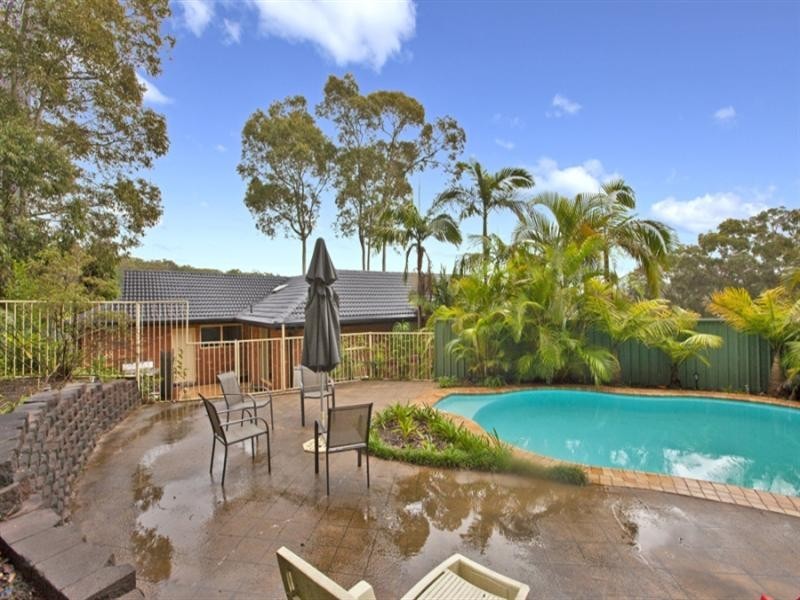 25 Woodoak Close, Tingira Heights NSW 2290