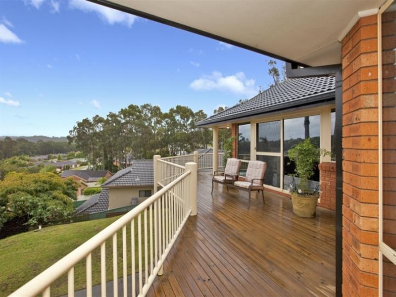 25 Woodoak Close, Tingira Heights NSW 2290