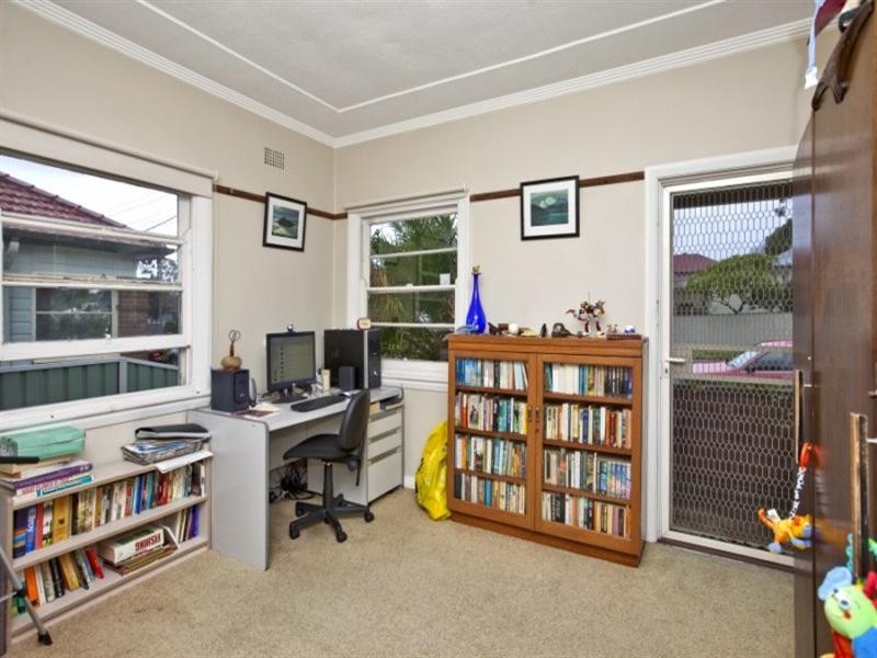 8 James Street, Merewether NSW 2291